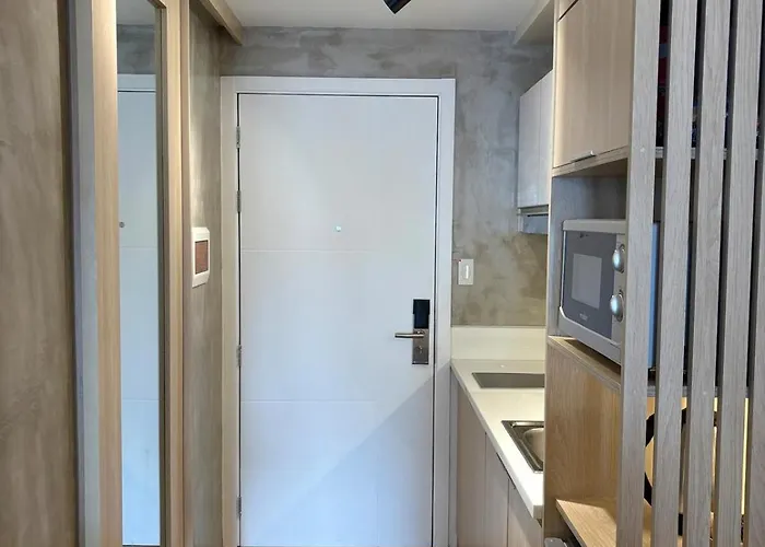 Apartment 1ldk Air In Makati Manila