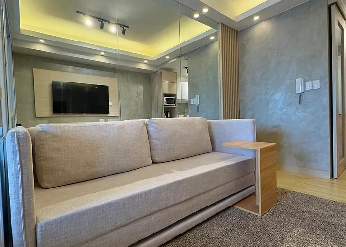1ldk Air In Makati Apartment